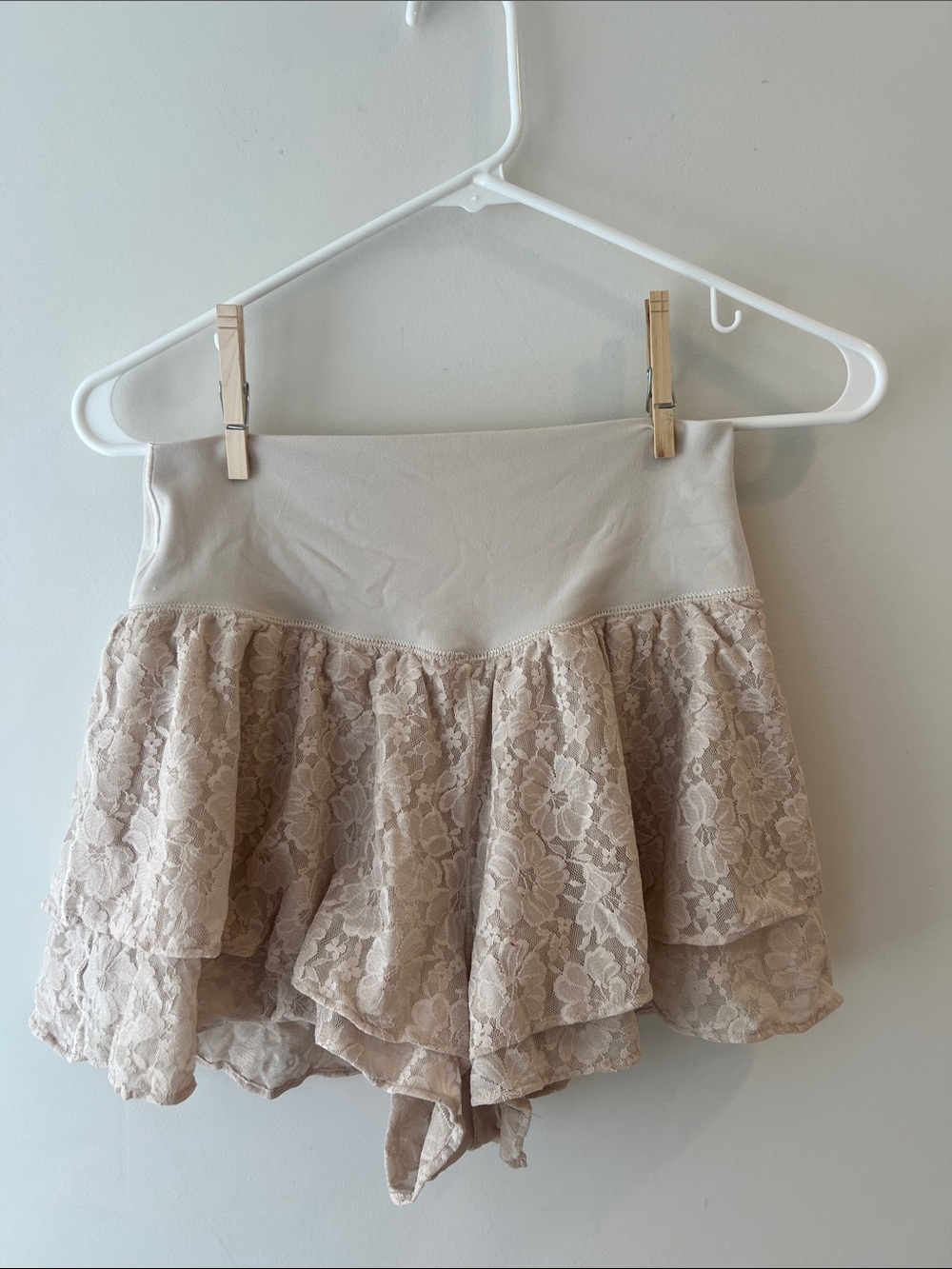 aerie Beige Lace Skirt-Shorts